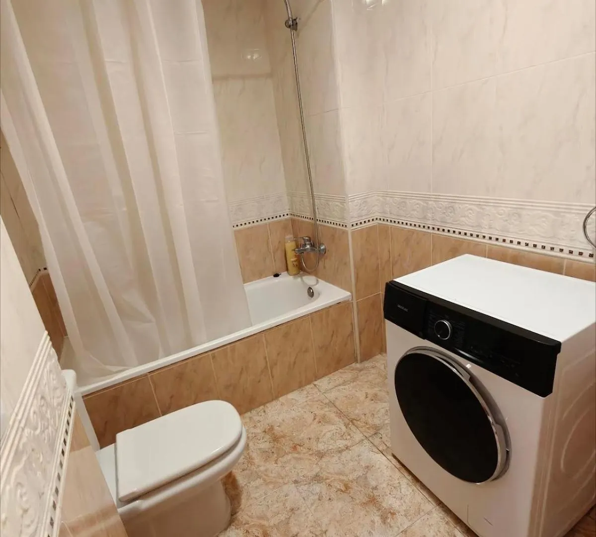 Seawolf Apartment, Lloret De Mar Apartman